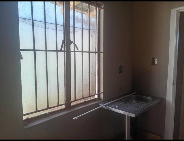 1 BEDROOM PROPERTY TO RENT IN KATLEHONG SOUTH